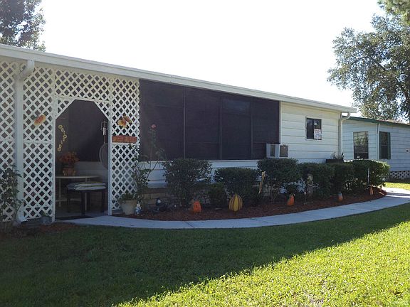 CORNER LOT