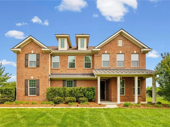 213 Candella Drive, Matthews, NC 28104
