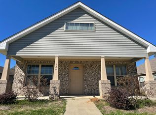 120 Creek Run Way, Calera, AL 35040