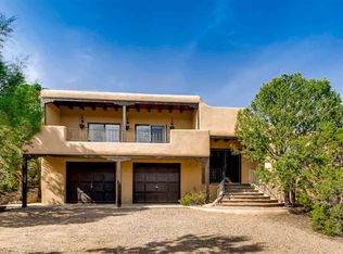 1022 Calle Largo, Santa Fe, NM 87501