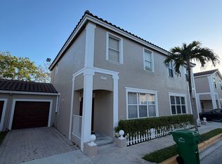 10525 NW 57th Ct, Pompano Beach, FL 33076