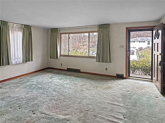 2nd image of 169 Cherrydell Dr