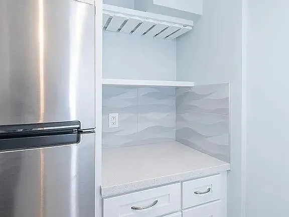 418 N Broadway #418.3 — Photo 28
