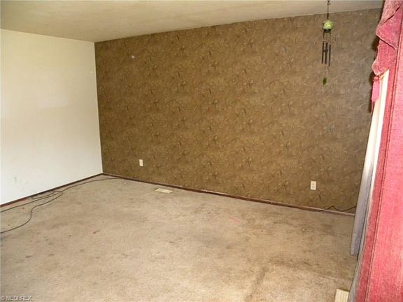 4th image of 6480 Ambrose Dr