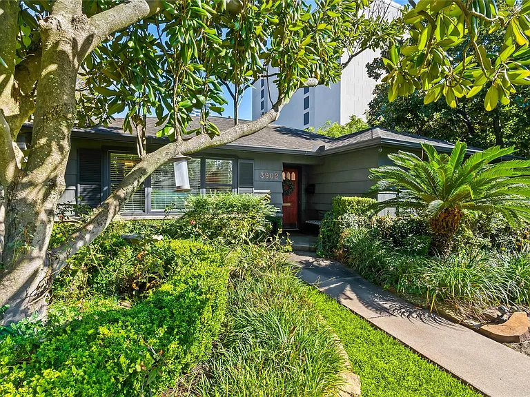 3902 Colquitt St — Photo 8