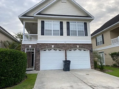 121 Charles Towne Ln Photo 1