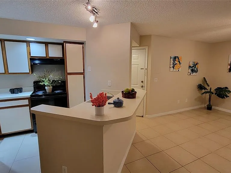 5785 Gatlin Ave #714 — Photo 8
