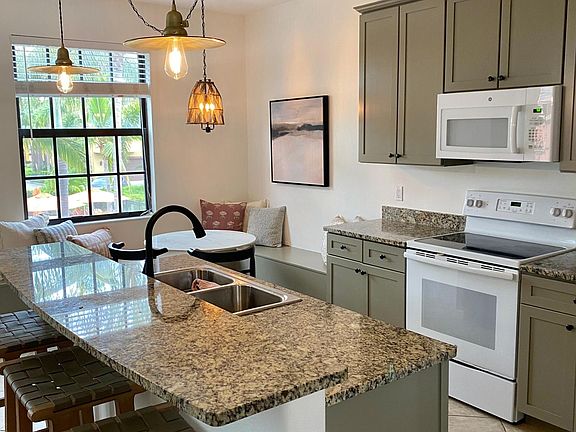 3rd image of 8346 Esperanza St APT 1510