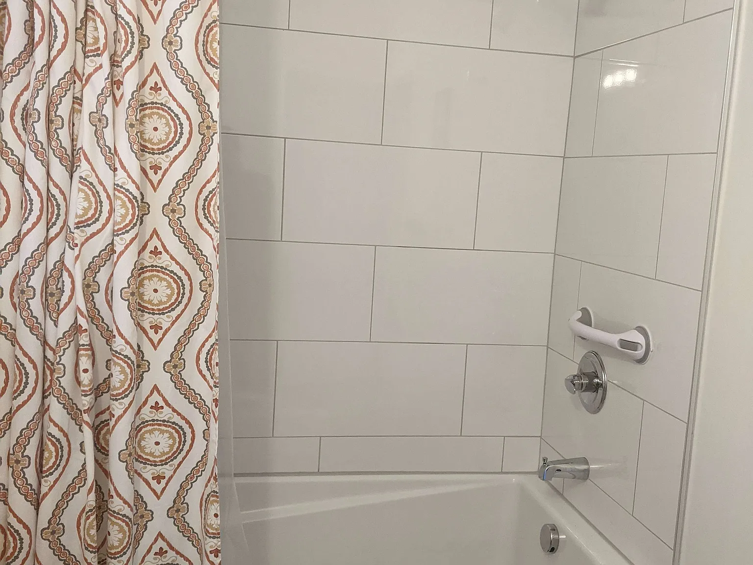 1 bed, 650 sqft, $1,175 — Photo 3