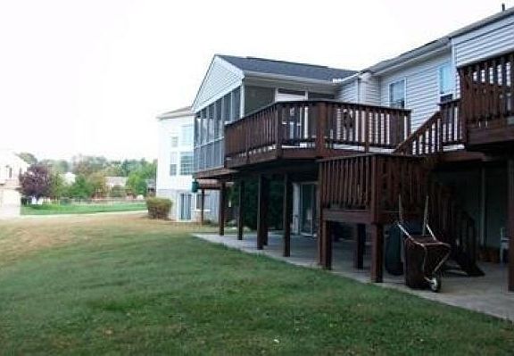 2nd image of 6222 Blackstone Ct