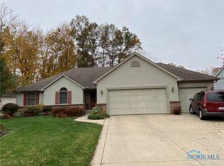 920 Pimlico Park, Holland, OH 43528