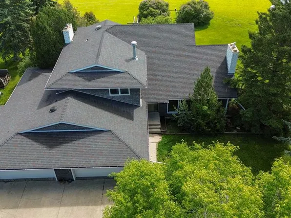 37563 W Range Road 272, Red Deer County, AB T4E 1M5