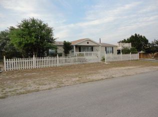 651 Canyon Circle Dr, Canyon Lake, TX 78133