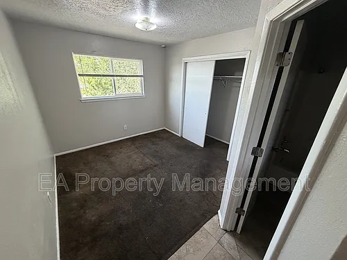 433 Louisiana Blvd SE #10 Photo 1