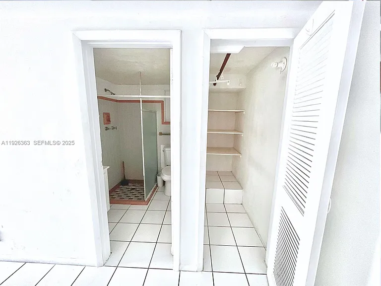 227 Phoenetia Ave #3 — Photo 8