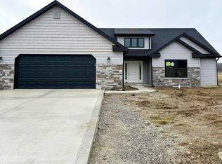 2309 Chandler Way, Auburn, IN