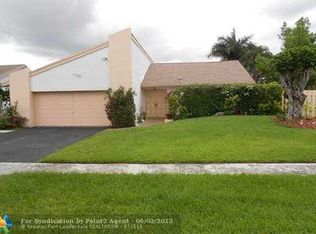 7331 NW 35th St, Lauderhill, FL 33319