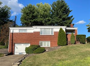 5545 Annetta Dr, Bethel Park, PA