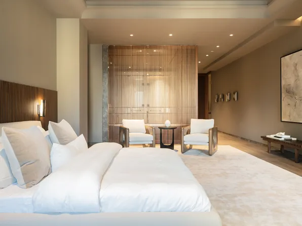 730 Fifth Avenue image 3 of 6