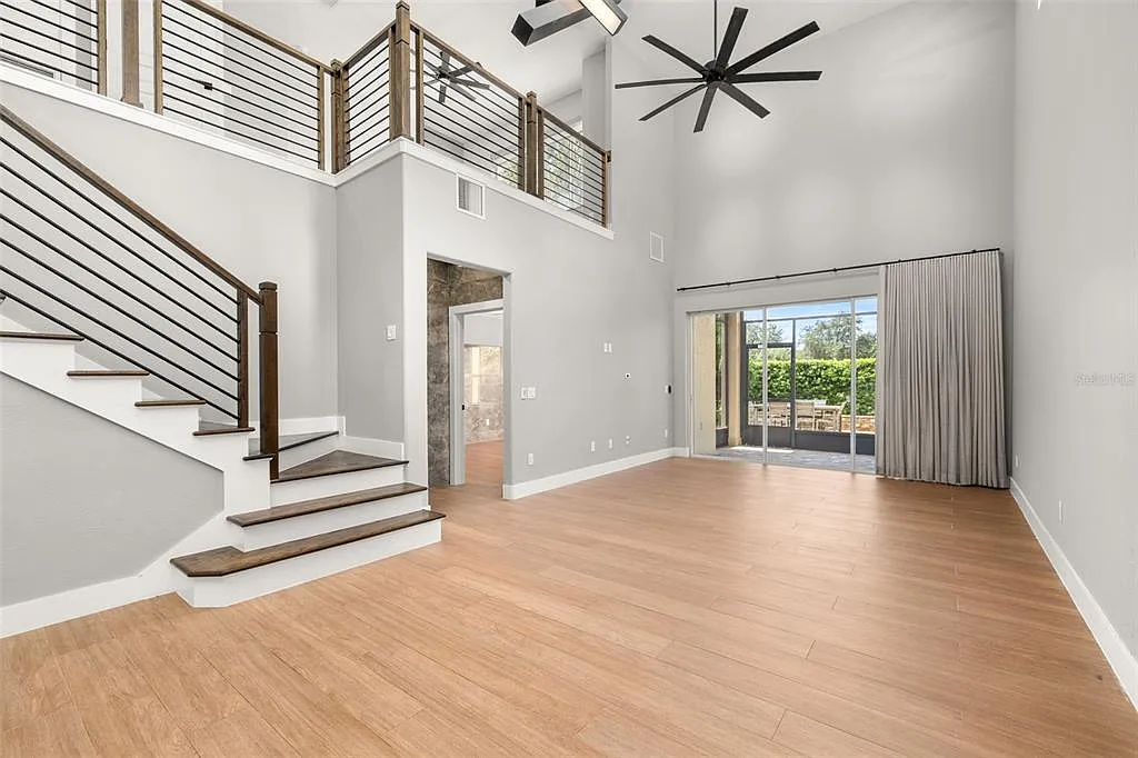 3 bed, 2.5 bath, 2363 sqft, $3,300 — Photo 4