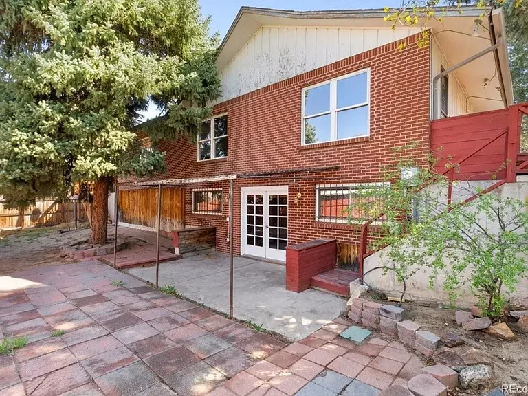 1685 S Kenton Way — Photo 33