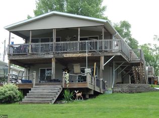 208 Eastside Ln, Montezuma, IA 50171