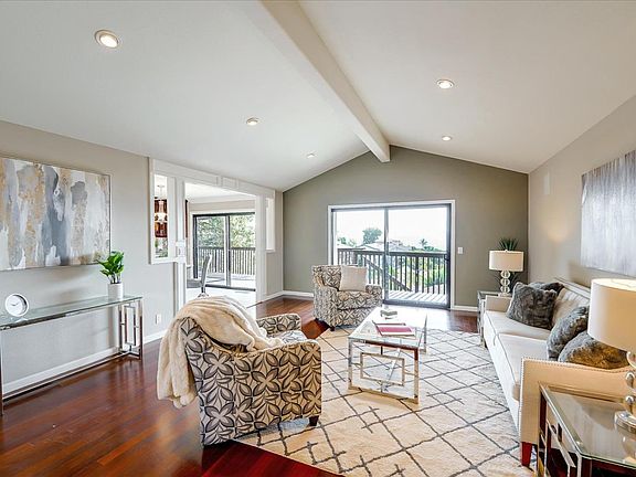 5th image of 16475 Jackson Oaks Dr