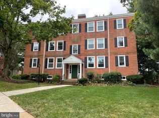 4838 28th St S APT C2, Arlington, VA 22206