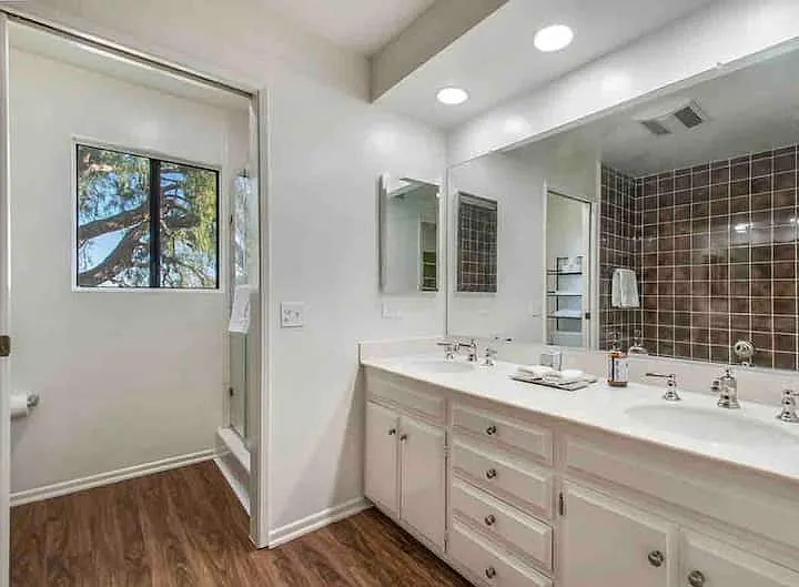 3824 Malibu Country Dr — Photo 12