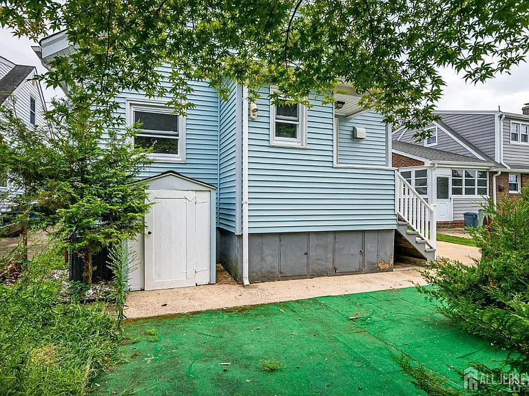 48 Johnson Pl — Photo 33