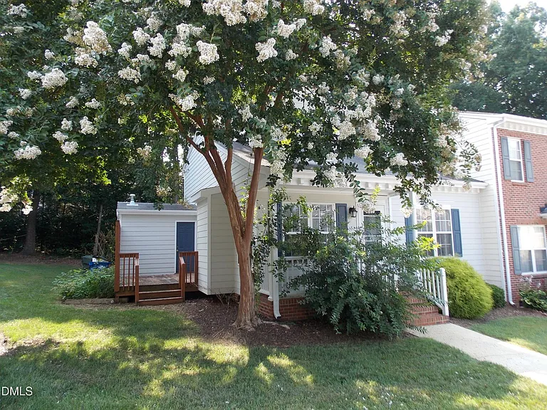 2701 Sterling Park Dr — Photo 1