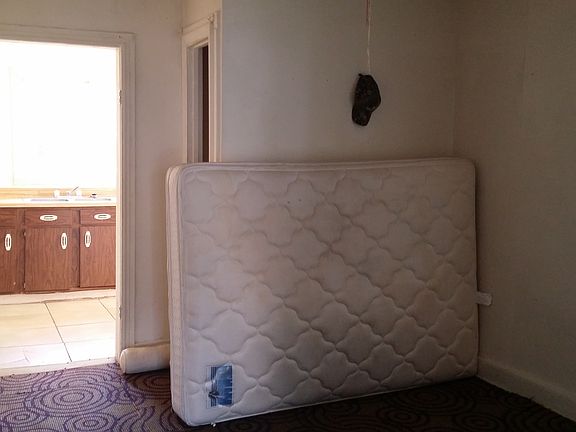2nd image of 601-605 E Madison Avenue