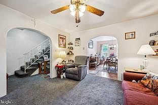 3rd image of 611 Jansen Ave