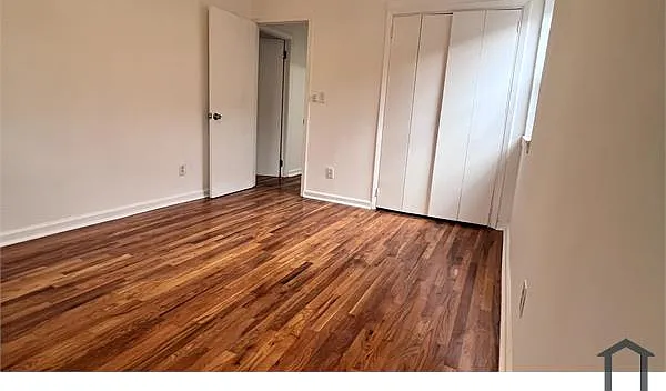 2033 Strang Ave #2 — Photo 14
