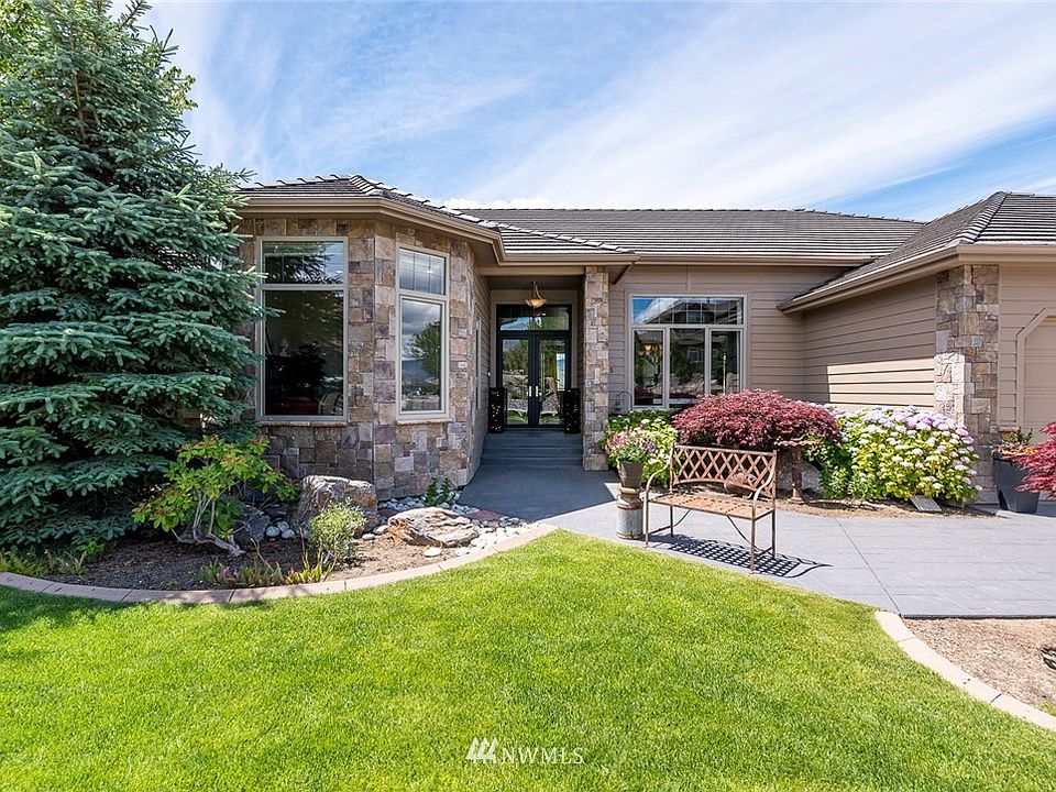 2335 Fancher Heights Boulevard, East Wenatchee, WA 98802 Zillow