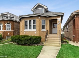 1640 Wenonah Ave, Berwyn, IL 60402