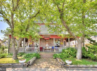 204 2nd St, Beach Haven, NJ 08008