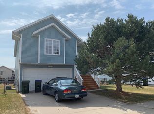 1525 Hemingway Ln, Iowa City, IA 52240