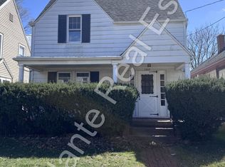1933 Talbot St, Toledo, OH 43613