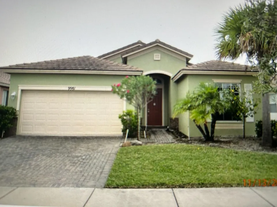 9981 SW Glenbrook Dr
