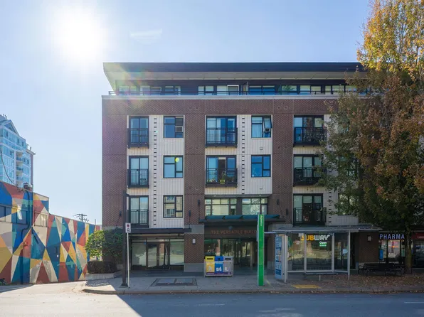 111 E 3rd St #409, North Vancouver, BC V7L 0C6