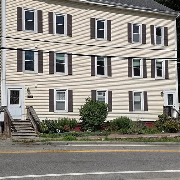 1431 Smithfield Ave #2F — Photo 1