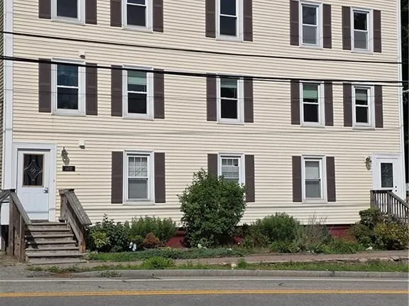 1431 Smithfield Ave APT 2F, Lincoln, RI 02865