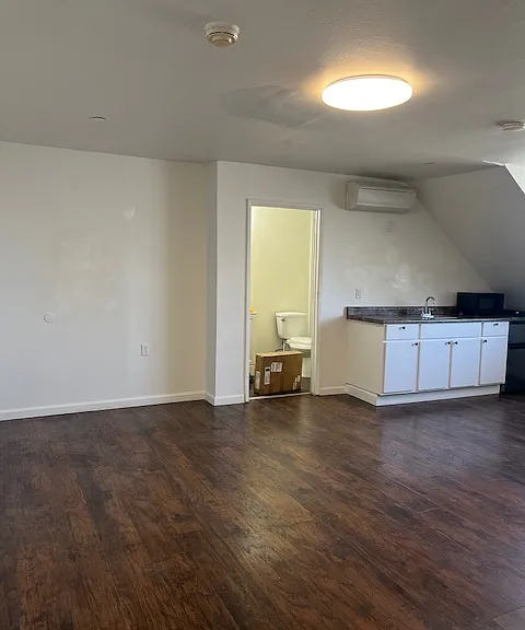 404 N 5th St #6 — Photo 15
