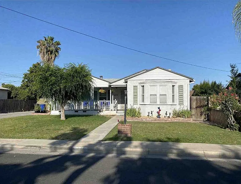 1235 Princeton St photo 1