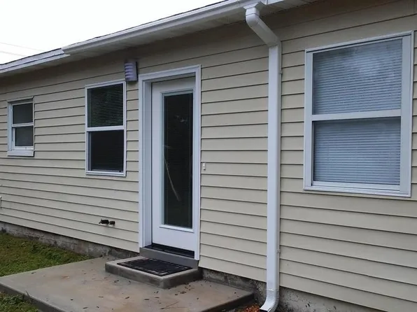 301 Newcastle Dr #B, Fort Walton Beach, FL 32547