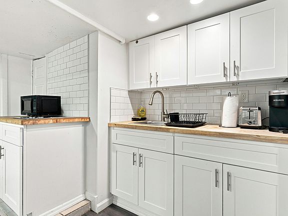 4th image of 195 Sylvan Ave #1B