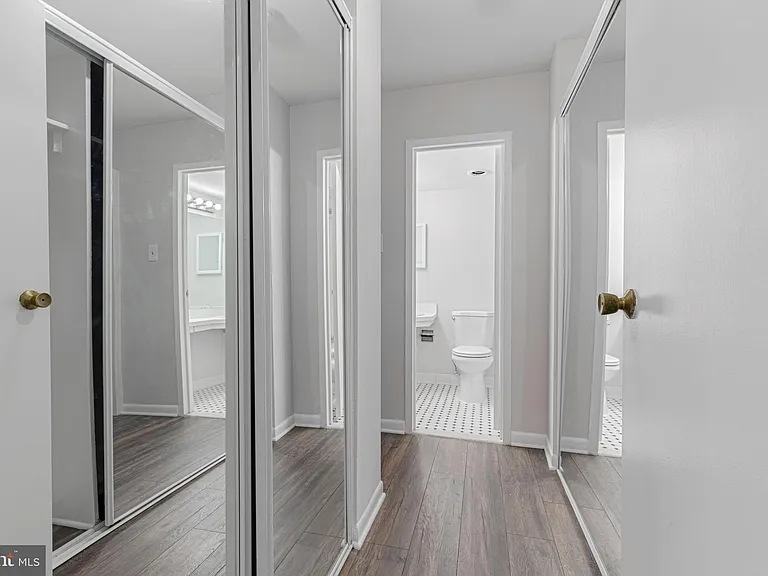950 25th St NW #327N — Photo 11