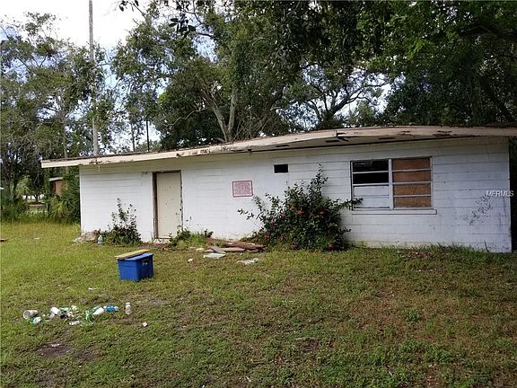 2nd image of 900 Palmetto St