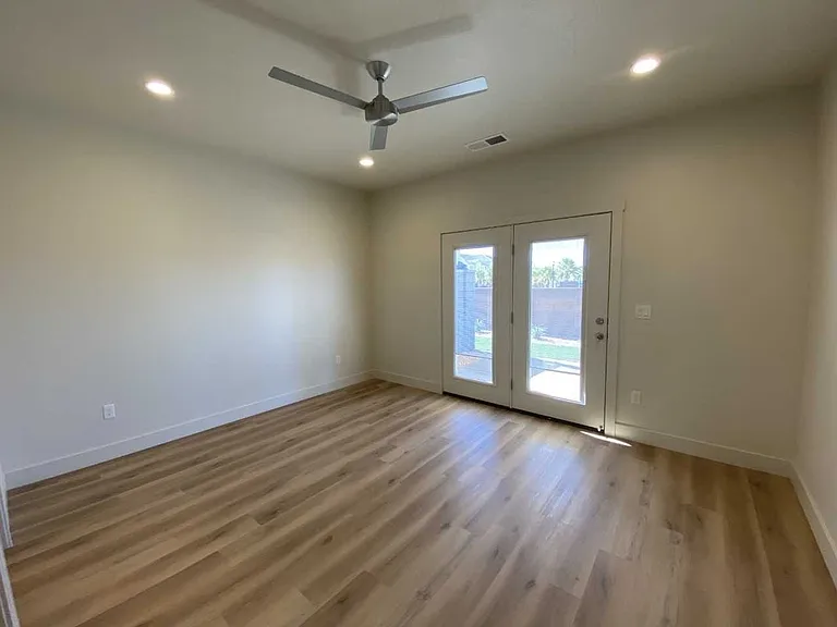 Bedford 4008 S Bedford Place — Photo 15
